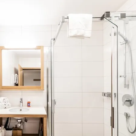 Berg Aparts Faschina - 09 فونتانيلا